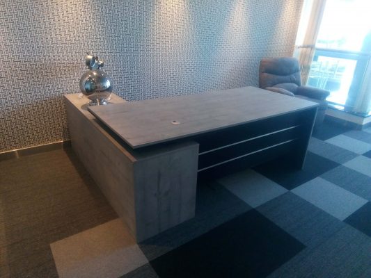 office furniture dubai