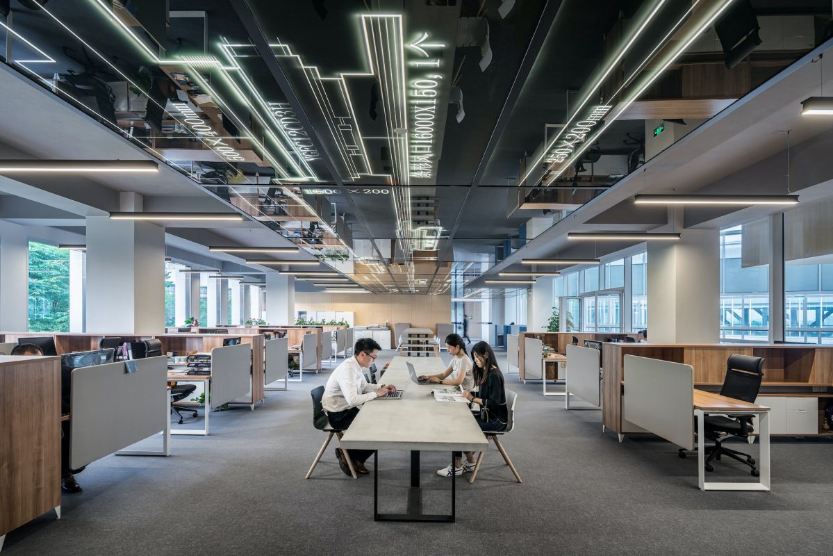 Choosing the Right Office Furniture for Your Office Space