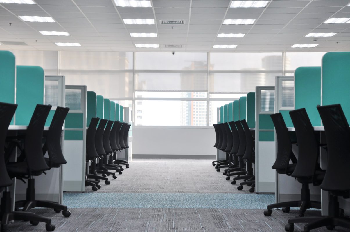 What Exactly Is A Hybrid Workplace? Work in the Future